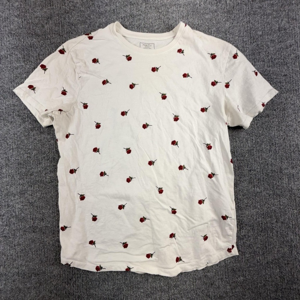 Y2K Rue21 Shirt Men Large White Rose Floral All Over Graphic Crewneck Casual Tee